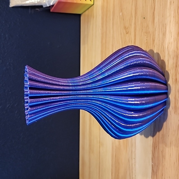 3d Printed Flower Vase - Picture 2 of 4
